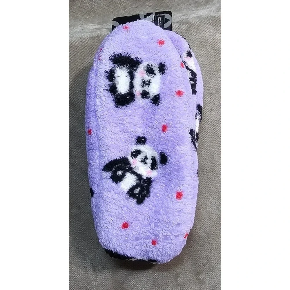 Airwalk Girls Kids Fuzzy Slipper Socks Purple Panda Fleece Grip Sole NWT Size M